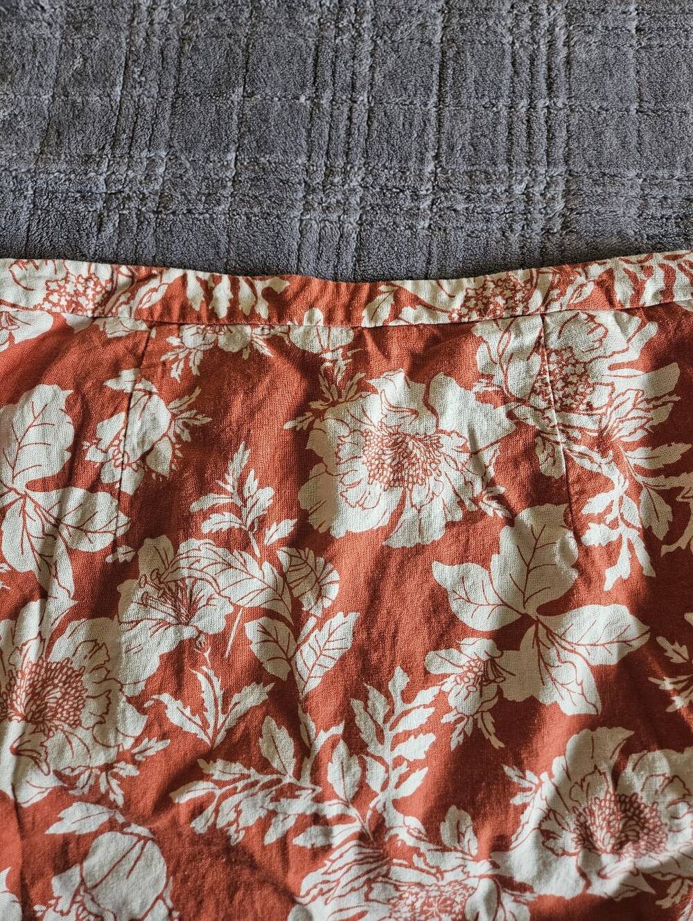 Old Navy  Linen Orange ( red color listed on tag ) Floral Midi Skirt Size Large - Picture 2 of 16